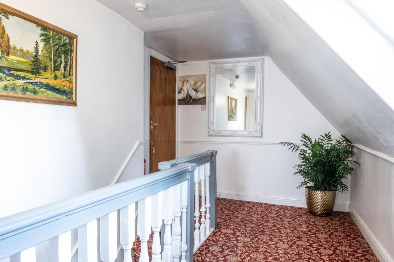 The Tudor Rose Hotel ベバリー エクステリア 写真